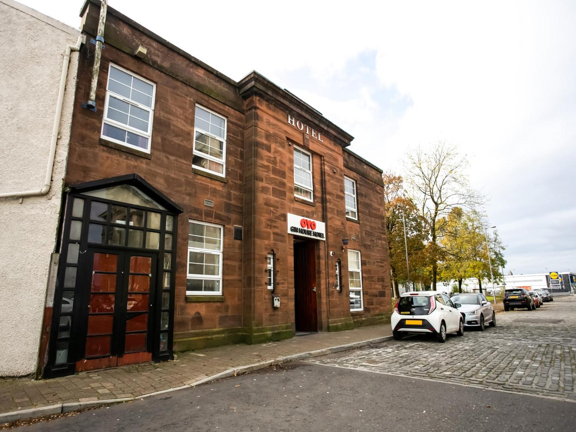 Oyo Gin House Hotel Greenock Extérieur photo